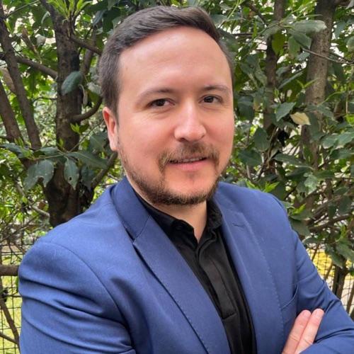 Dr. Alex Di Genova
